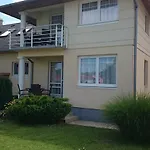Apartamento Apartmanhaz Horvath Balatonboglár