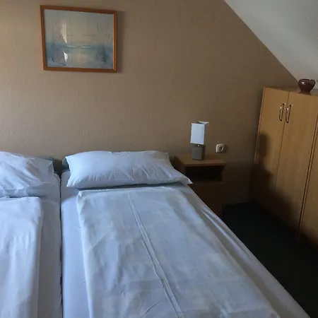 Апартаменты Apartmanhaz Horvath