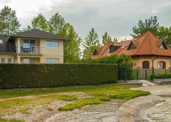 Apartmanhaz Horvath Lägenhet *